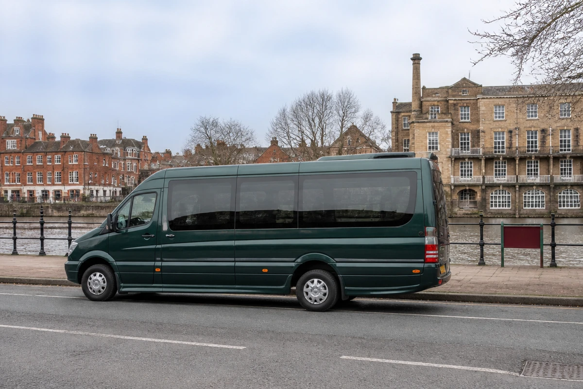 Minibus Hire in West Bridgford